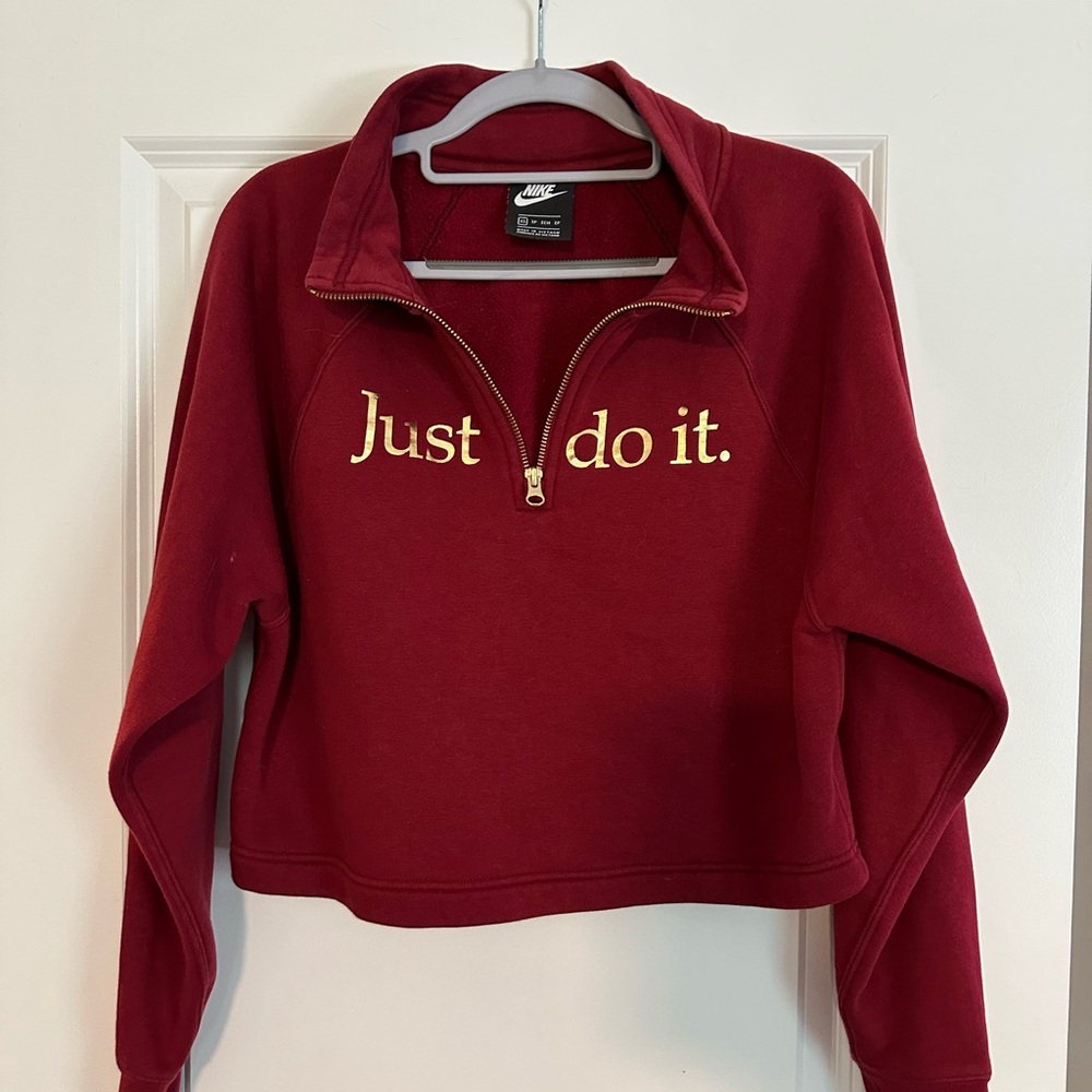 Nike Burgundy Half-Zip cropped Pullover